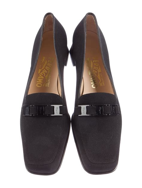 salvatore ferragamo loafer black women.